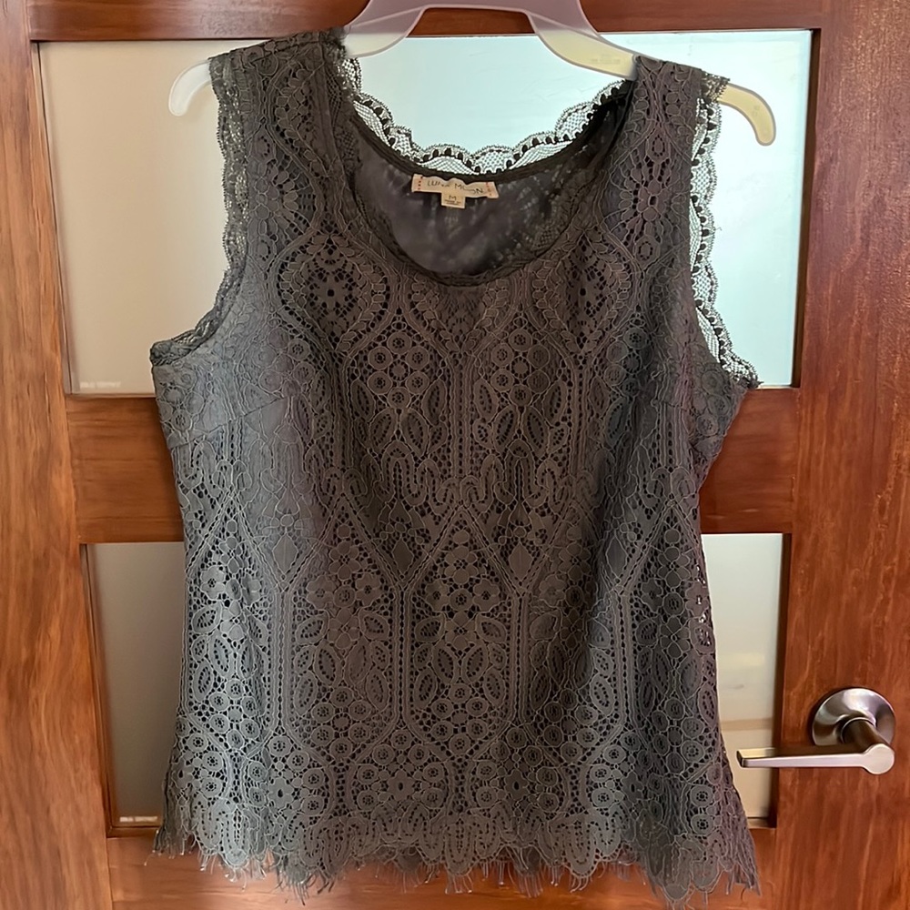 Lace top size M